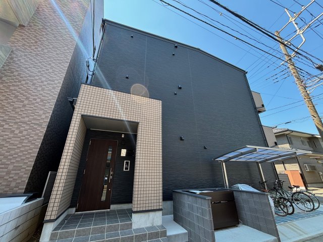 20/20 エントランス