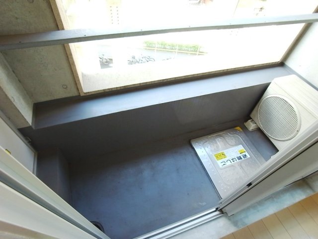 13/23 バルコニー