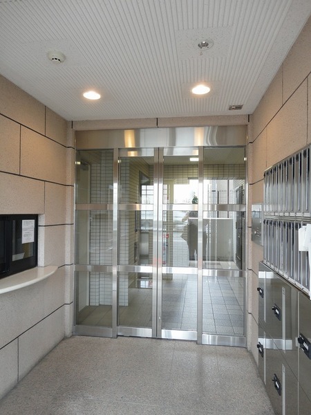 4/4 エントランス