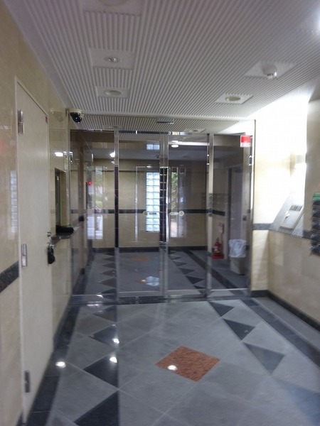 4/4 エントランス