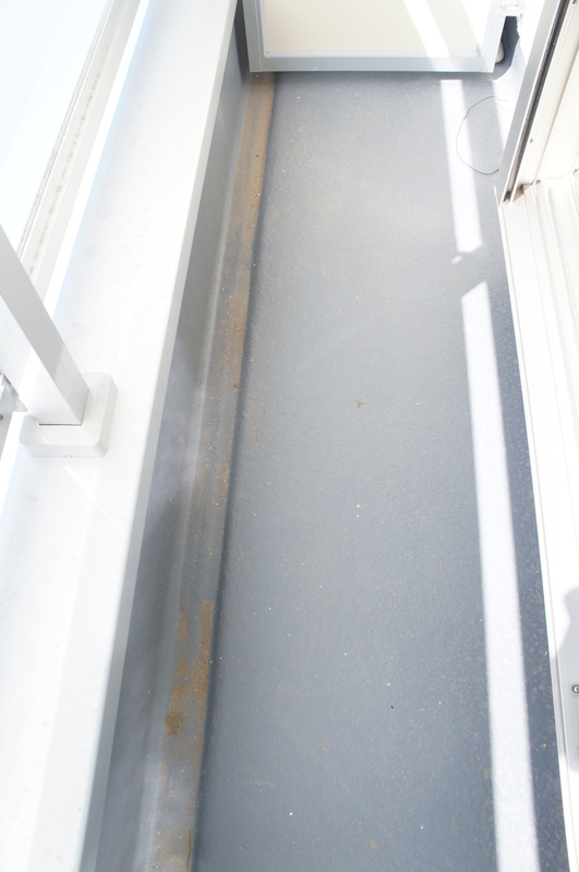 16/18 バルコニー