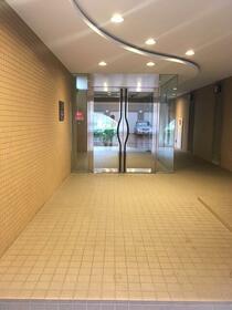 14/15 エントランス