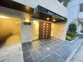 2/2 エントランス