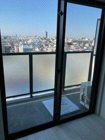 11/11 バルコニー