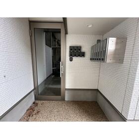 4/4 エントランス