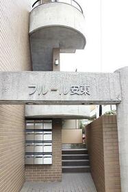 2/4 エントランス