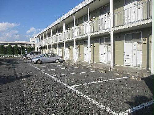14/14 駐車場