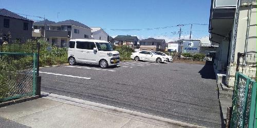 2/2 駐車場