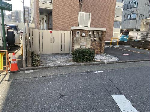 2/3 エントランス