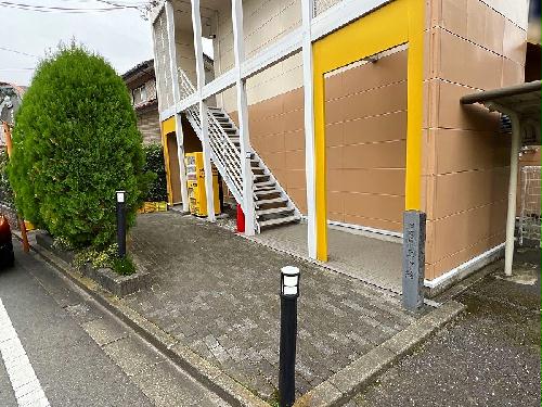 2/2 エントランス