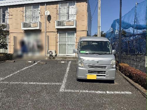 14/14 駐車場