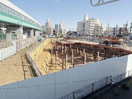 2/4 エントランス