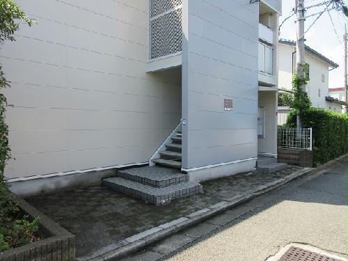 2/2 エントランス