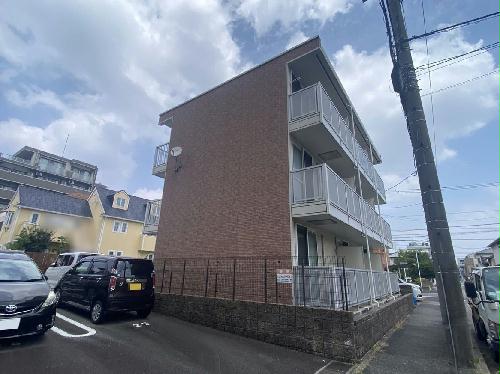13/14 駐車場