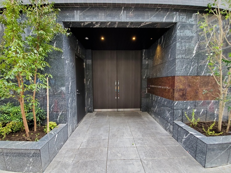 15/26 エントランス