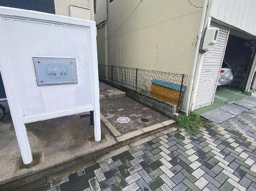 2/3 エントランス