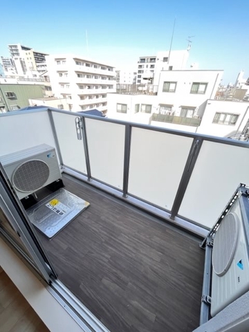 16/22 バルコニー