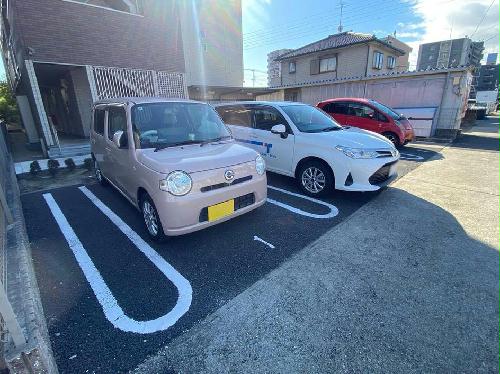 5/5 駐車場