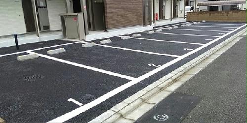 14/14 駐車場