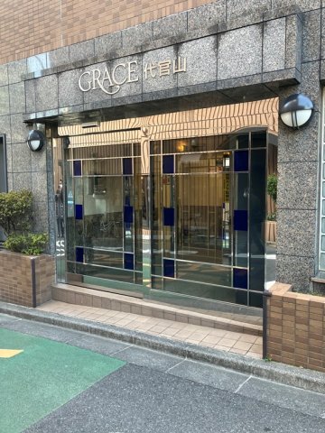 3/3 エントランス