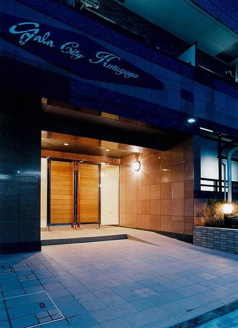 20/28 エントランス