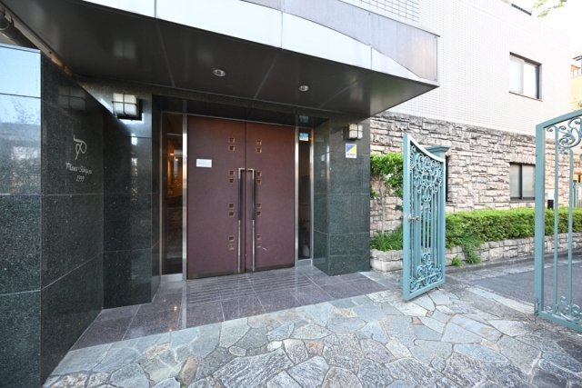 15/17 エントランス