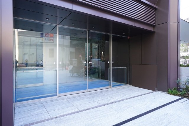 21/24 エントランス