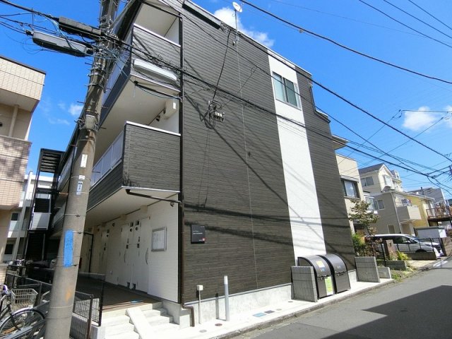 19/19 エントランス