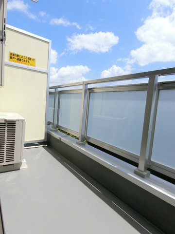 13/20 バルコニー