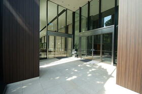 16/24 エントランス