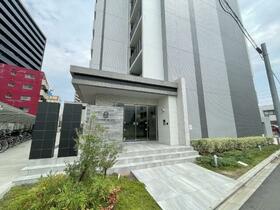 2/3 エントランス