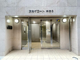 16/16 エントランス