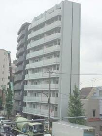 13/13 エントランス