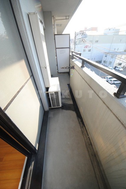 15/26 バルコニー