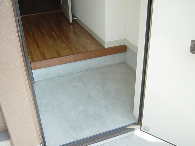 5/13 玄関