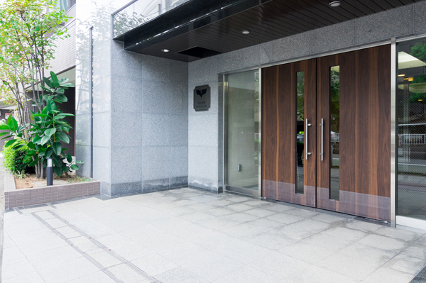 2/3 エントランス