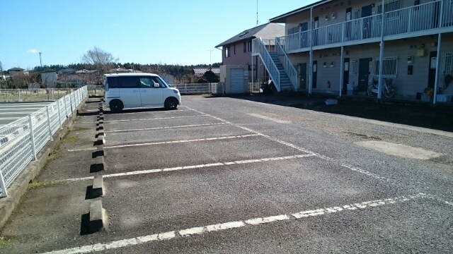 14/20 駐車場