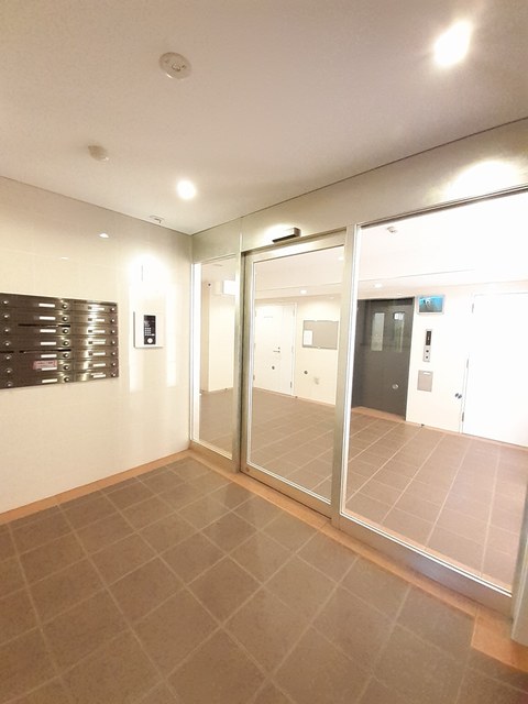 14/23 エントランス