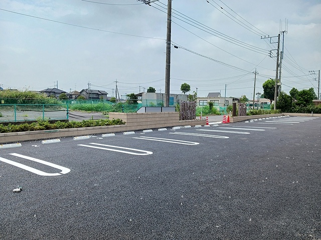 24/30 駐車場
