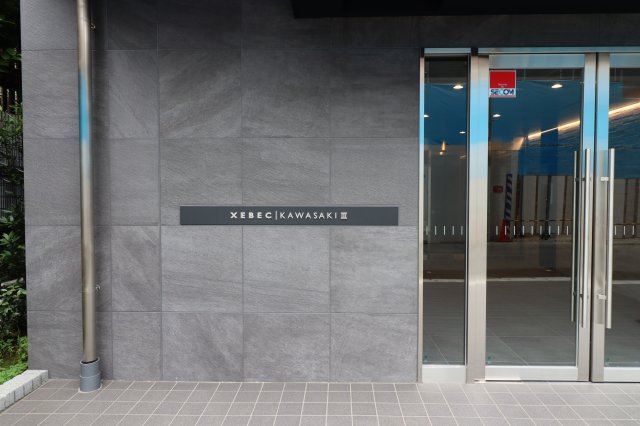 13/23 エントランス