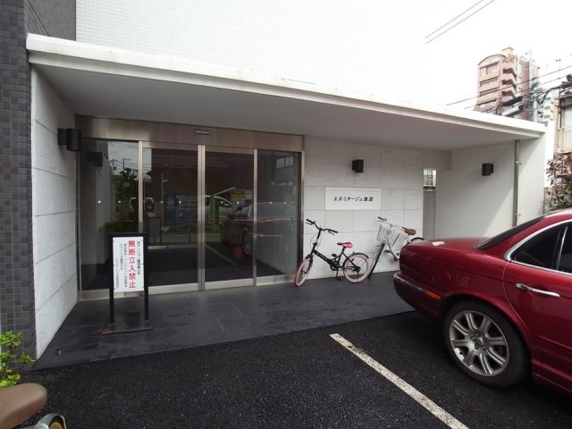 2/3 エントランス