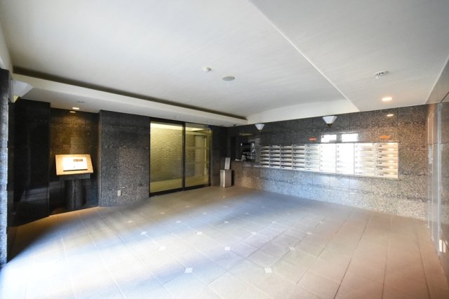 2/13 エントランス