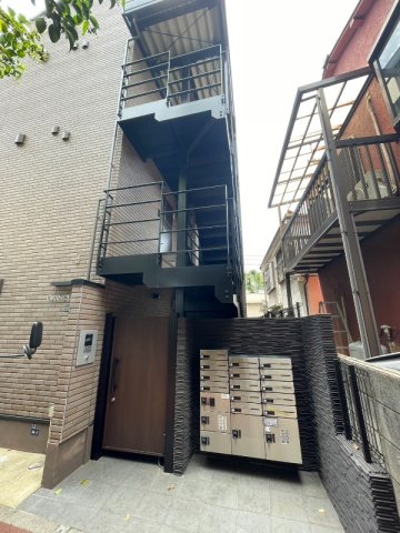 3/3 エントランス