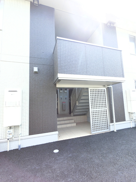 19/28 エントランス