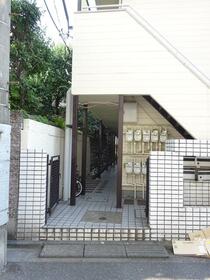 2/2 エントランス