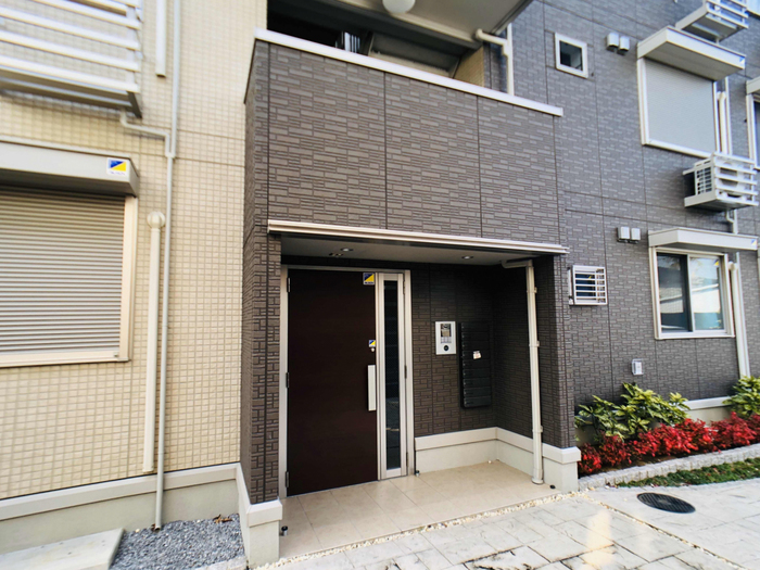 16/20 エントランス