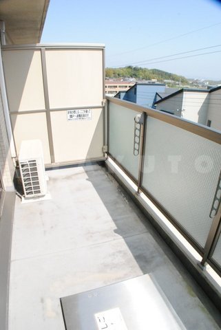 25/30 バルコニー