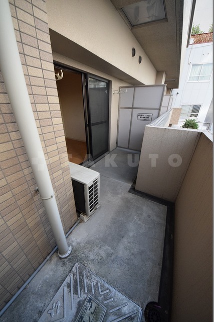 15/26 バルコニー