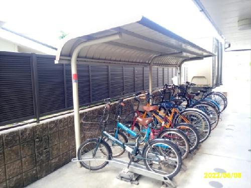 13/14 エントランス