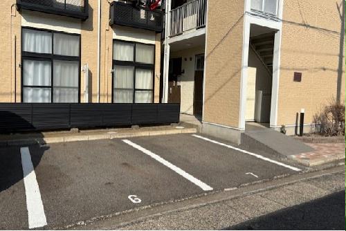 2/2 駐車場